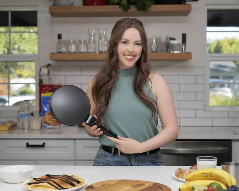 Electric Crepe Maker ©