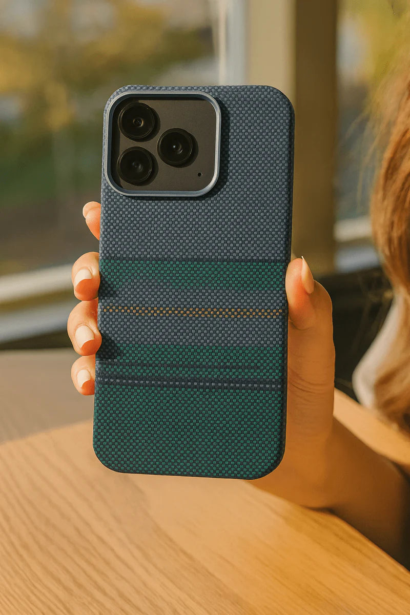 Maxwell iPhone Texture Striped Case